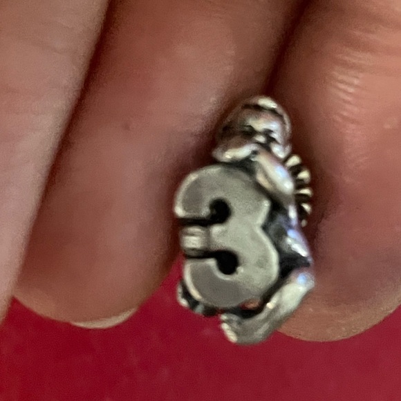 925 Silver cherub holding the #3 Chamilia Bead - Picture 3 of 10